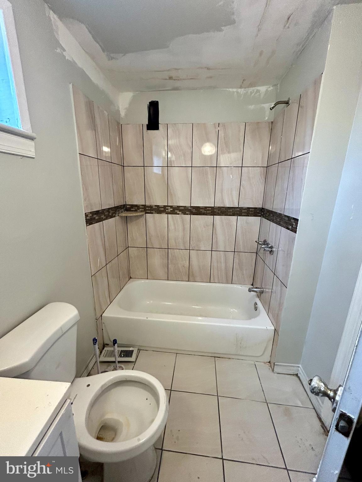 5170 Reno Street Philadelphia, PA 19139 - Photo 5 of 7