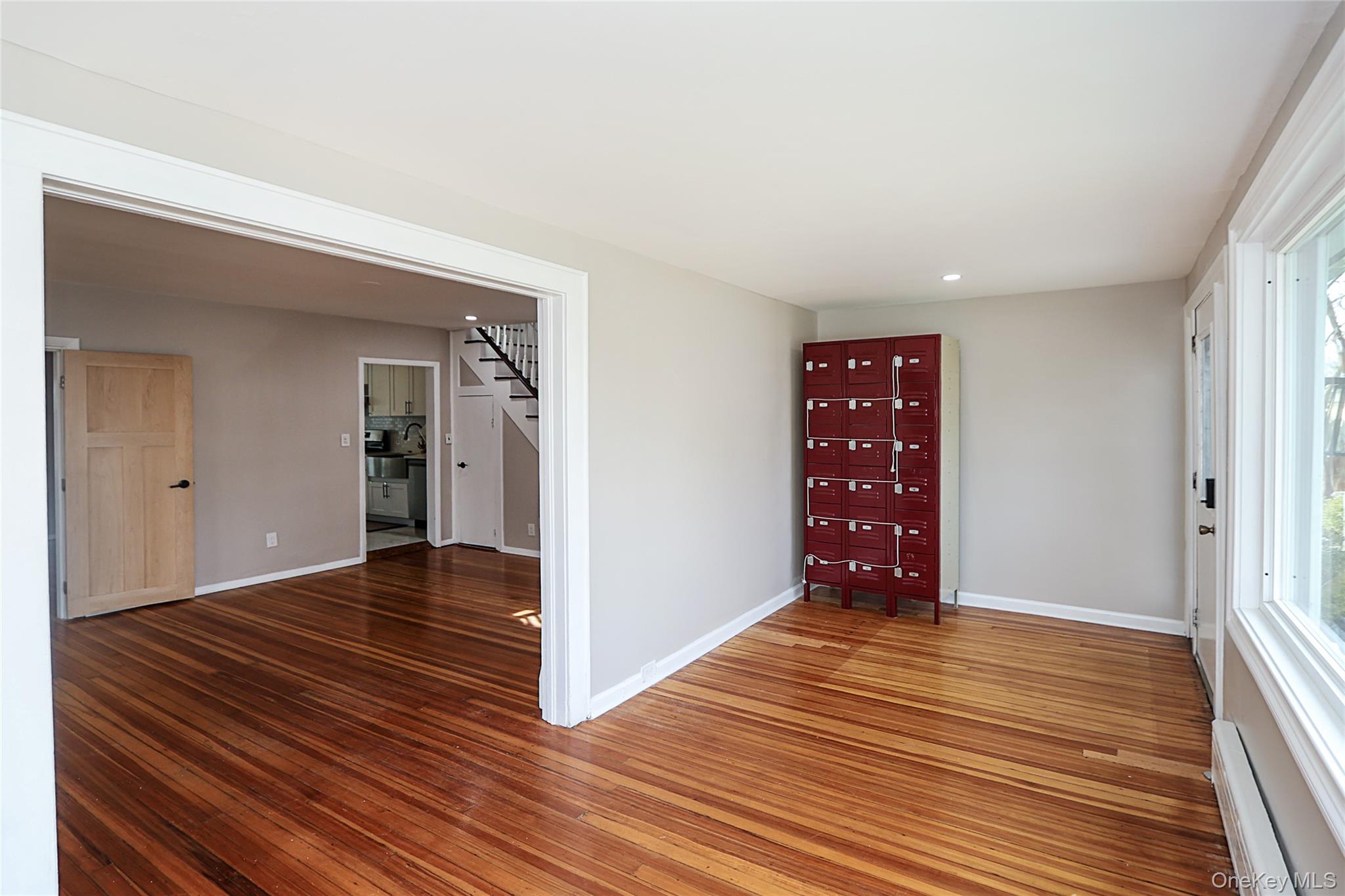 24 High Street Locust Valley, NY 11560 - Photo 5 of 35 Living Room