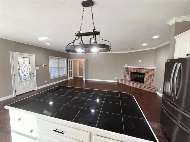 $264,000 | 526 Holly Moore Drive, Pineville, LA 71360