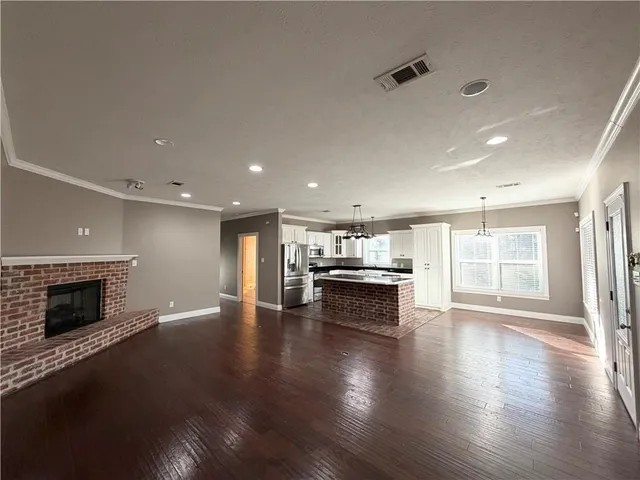 $264,000 | 526 Holly Moore Drive, Pineville, LA 71360