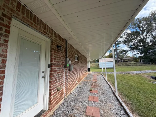 $264,000 | 526 Holly Moore Drive, Pineville, LA 71360