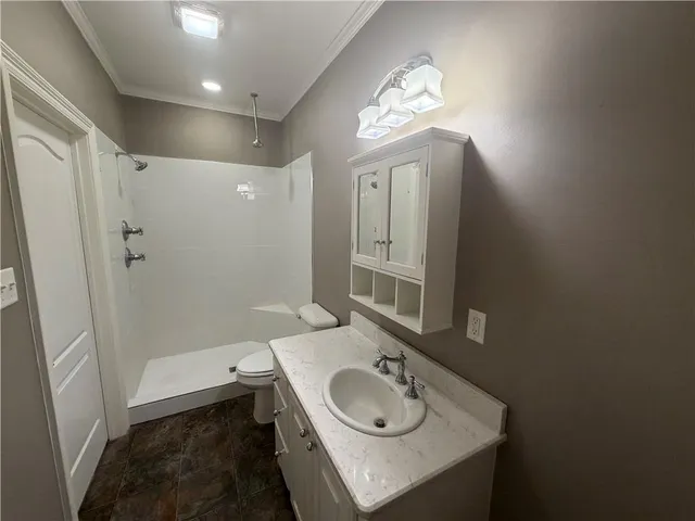 $264,000 | 526 Holly Moore Drive, Pineville, LA 71360