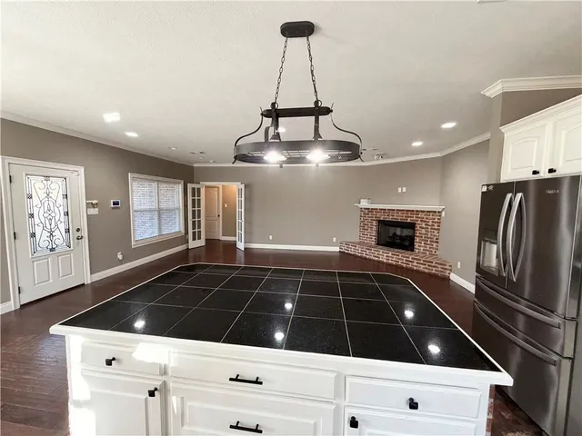 $264,000 | 526 Holly Moore Drive, Pineville, LA 71360