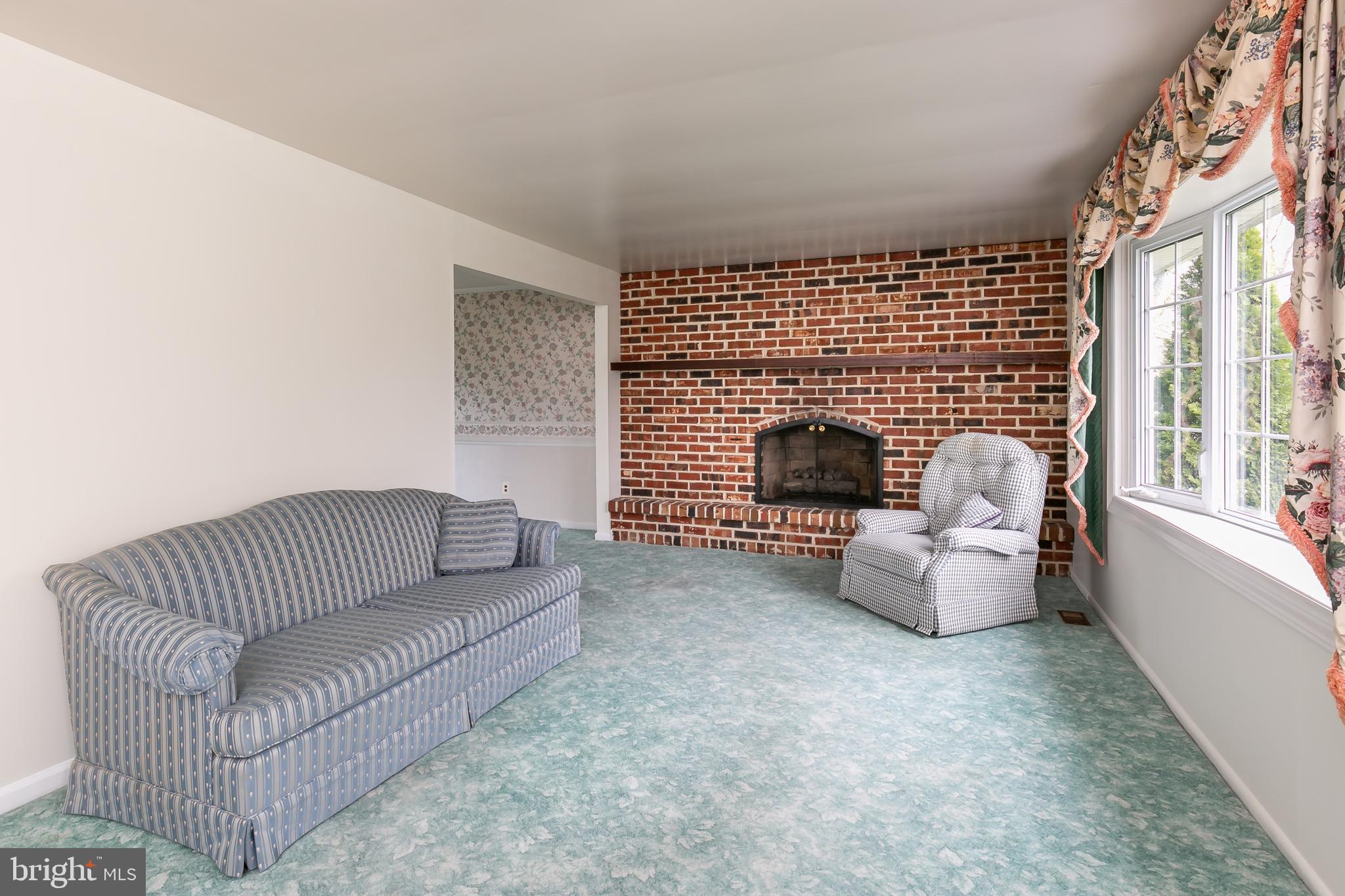 156 Forge Road Delran, NJ 08075 - Photo 5 of 28