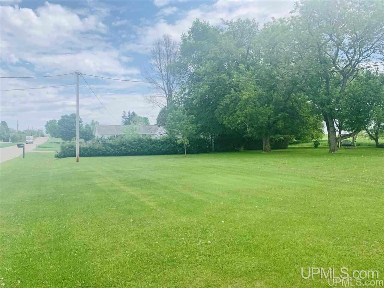 3827 20th Road Gladstone, MI 49837 - Photo 2 of 25