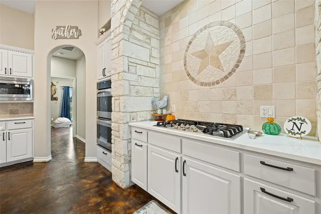$999,000 | 195 Freedom Drive, Georgetown, TX 78626