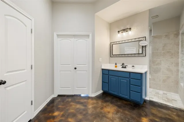 $999,000 | 195 Freedom Drive, Georgetown, TX 78626