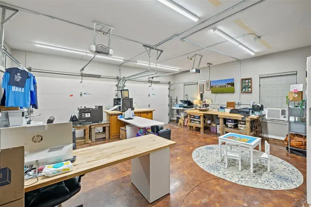 $999,000 | 195 Freedom Drive, Georgetown, TX 78626