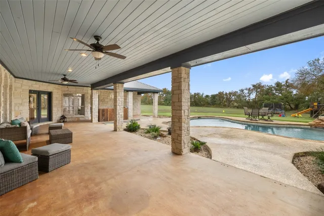 $999,000 | 195 Freedom Drive, Georgetown, TX 78626