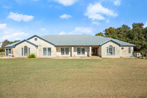 $999,000 | 195 Freedom Drive, Georgetown, TX 78626