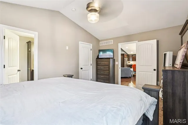 $390,000 | 5 Meadowbrooke Drive, Troy, IL 62294