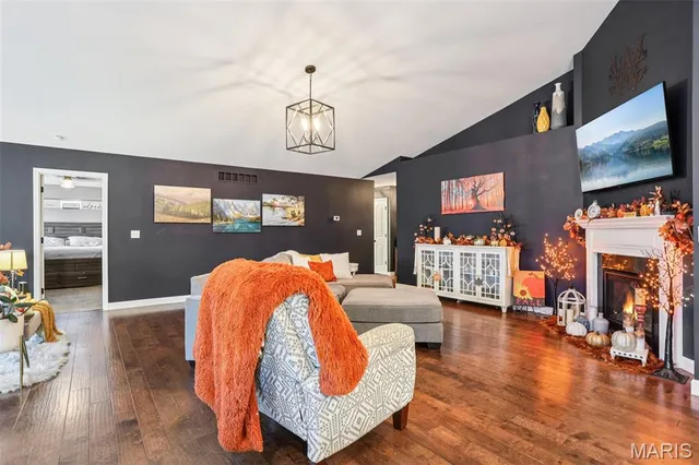 $390,000 | 5 Meadowbrooke Drive, Troy, IL 62294