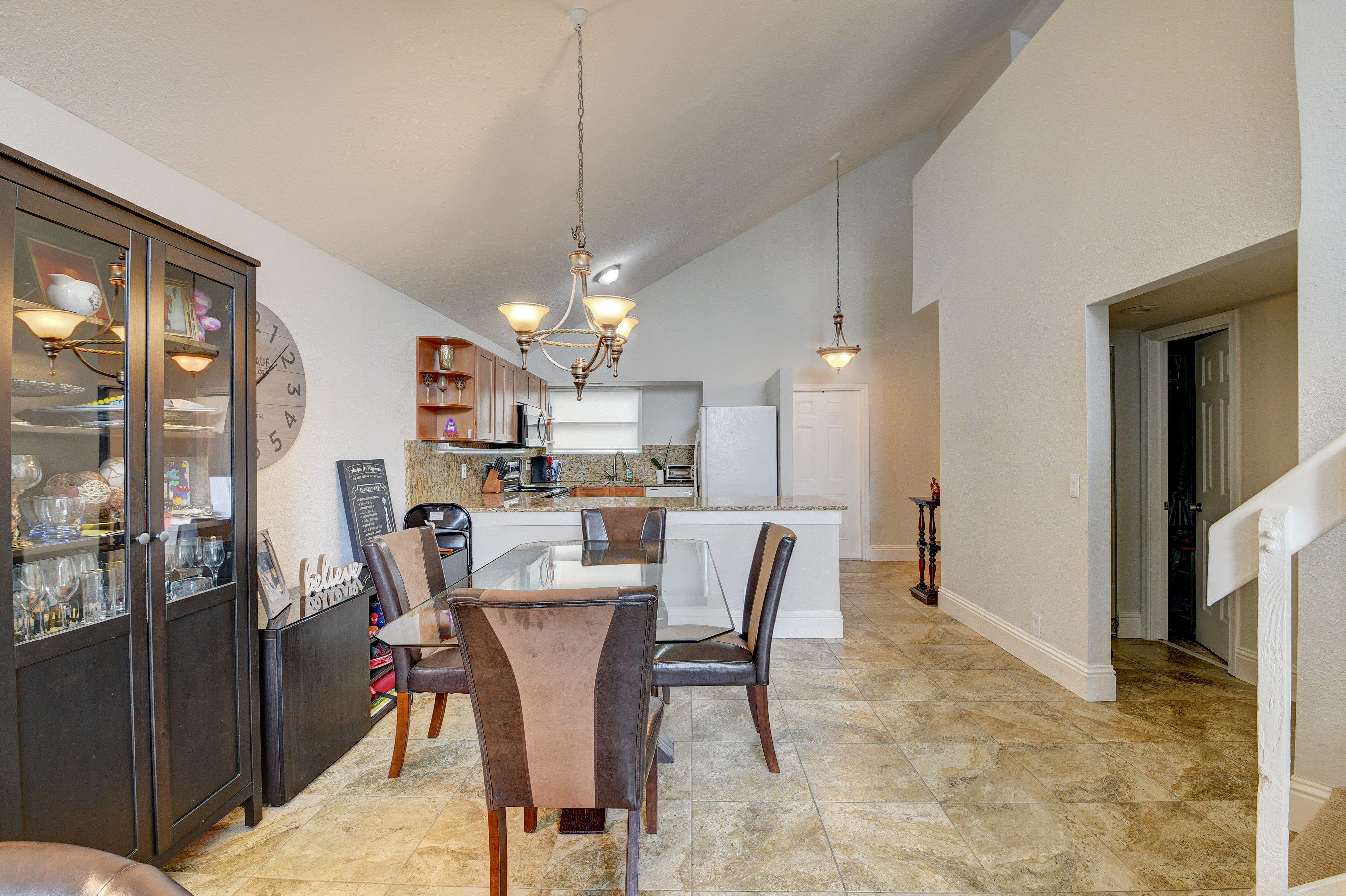 1698 Northwest 13th Street, Unit 3 Boca Raton, FL 33486 - Photo 8 of 33 15_dsc_3231_2_3_4_5