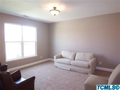 696 Inverness Street Tulare, CA 93274 - Photo 6 of 26 Additional Photo