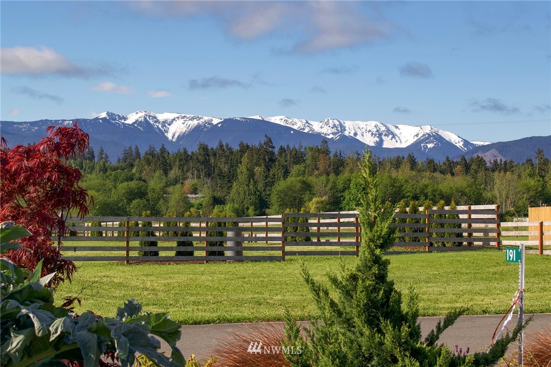 191 Rustic Fields Way Port Angeles, WA 98362 - Photo 4 of 39 Gallery Image 4