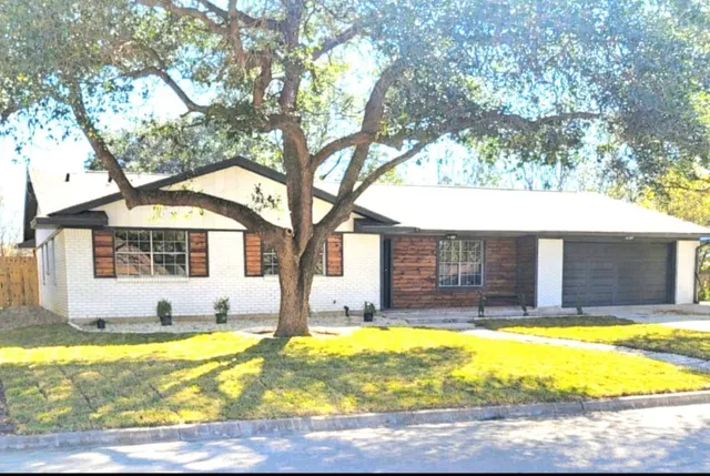 $359,000 | 1608 Longhofer Street, Brenham, TX 77833
