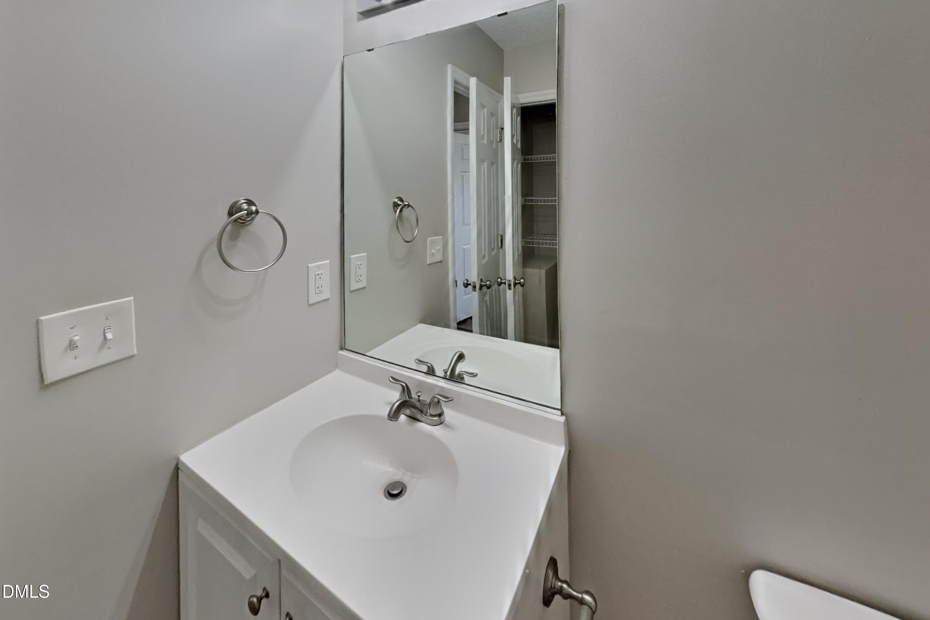 47 Spaniel Lane Clayton, NC 27520 - Photo 15 of 17 14_Image_UxrafLnQVy