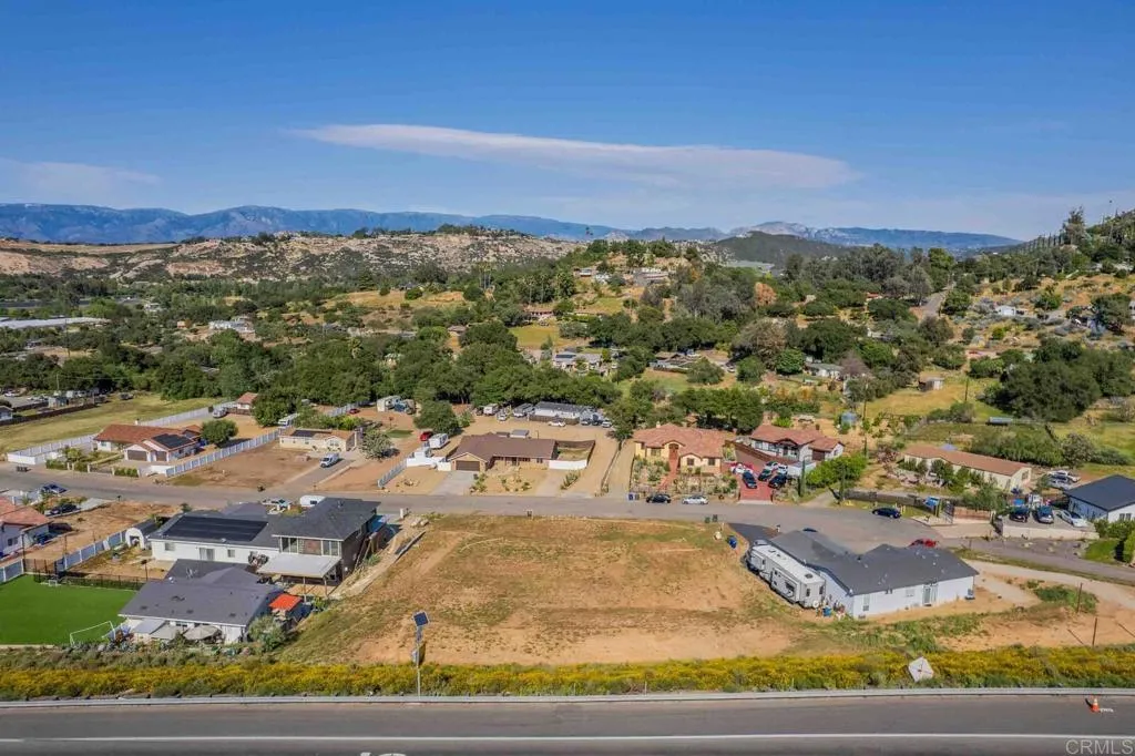 13814 Woods Valley Road Valley Center, CA 92082 - Photo 6 of 13