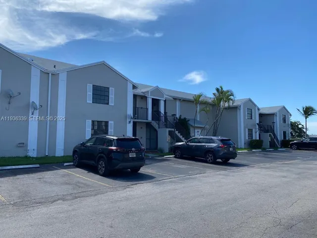 $2,000 | 1149 Independence Trail, Unit 1149H, Homestead, FL 33034