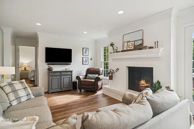 $535,900 | 25235 Hermosa Avenue, Wauconda, IL 60084