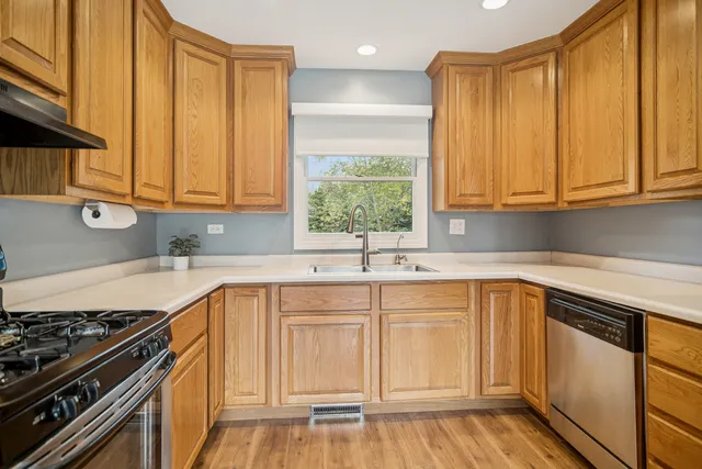 $535,900 | 25235 Hermosa Avenue, Wauconda, IL 60084