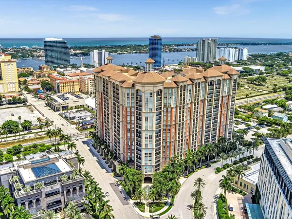 $1,199,000 | 550 Okeechobee Boulevard, Unit 802, West Palm Beach, FL 33401