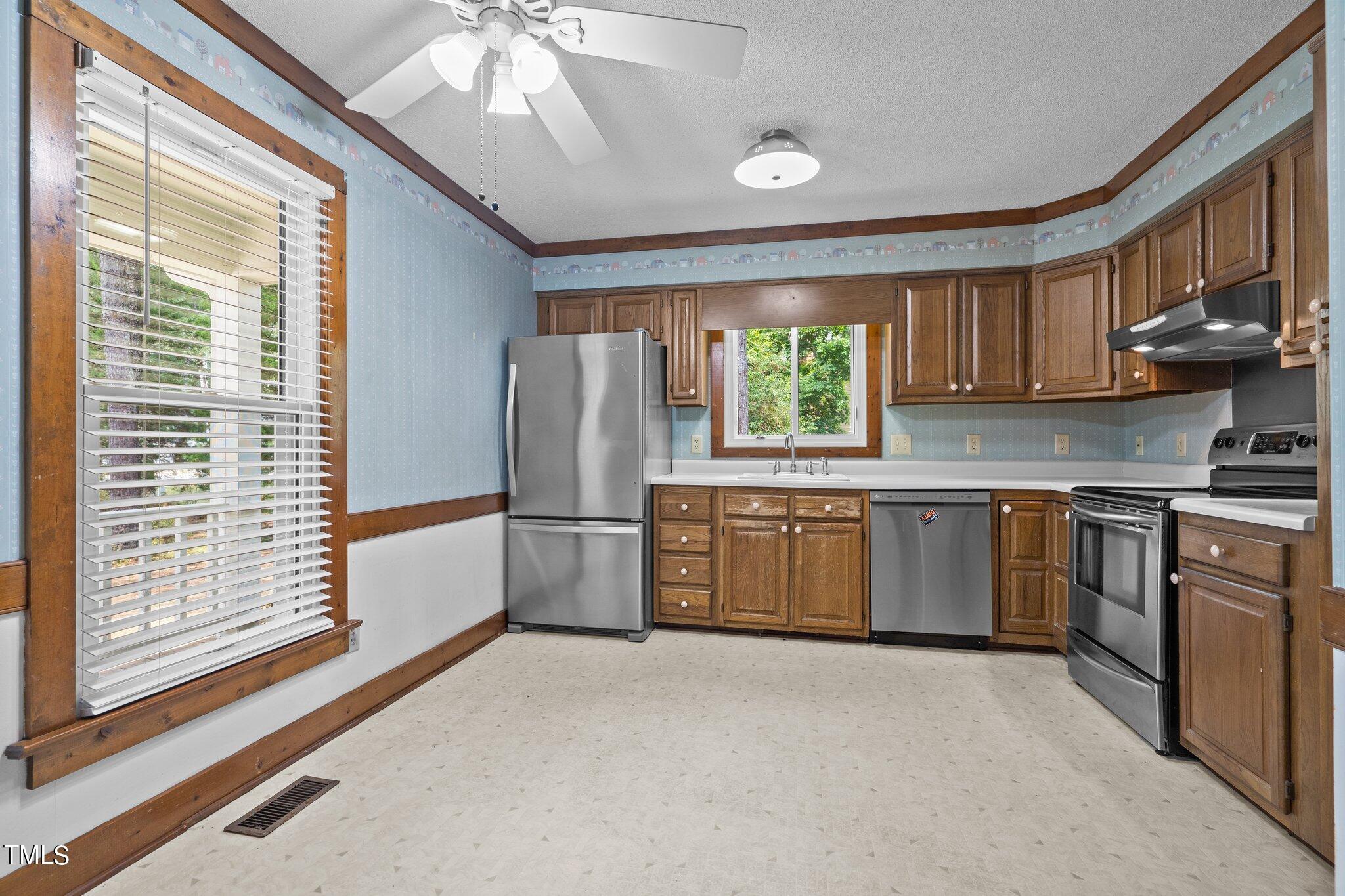 2613 Howard Road Raleigh, NC 27613 - Photo 13 of 30 22-web-or-mls-_NFP3746