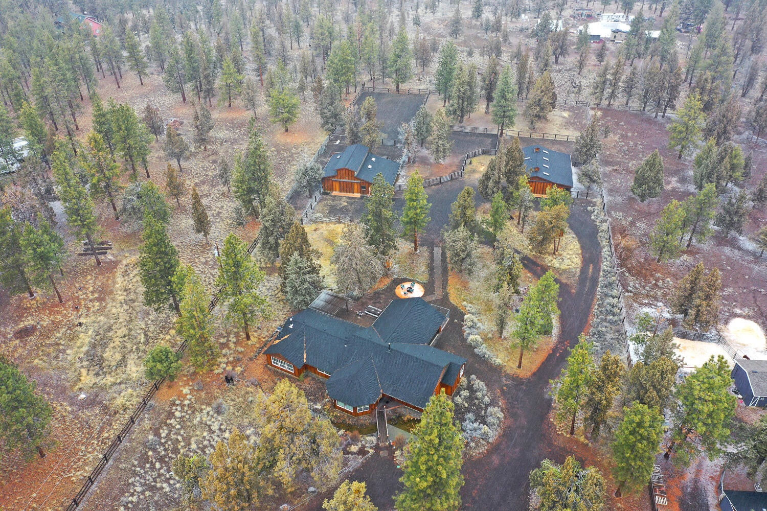 67194 Harrington Loop Road Bend, OR 97703 - Photo 2 of 49 02