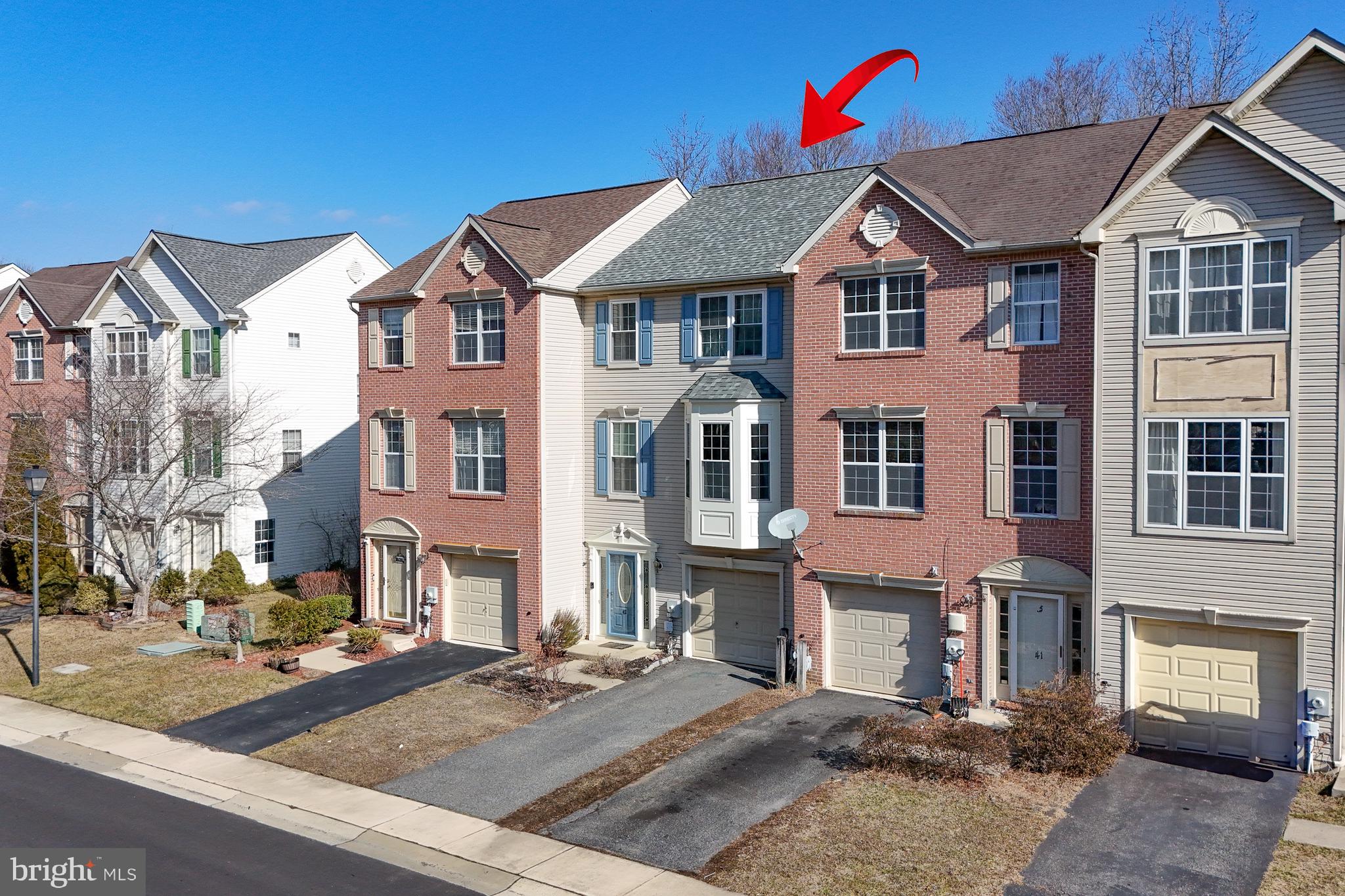 43 Wicklow Road Bear, DE 19701 - Photo 4 of 37 a front view of a house