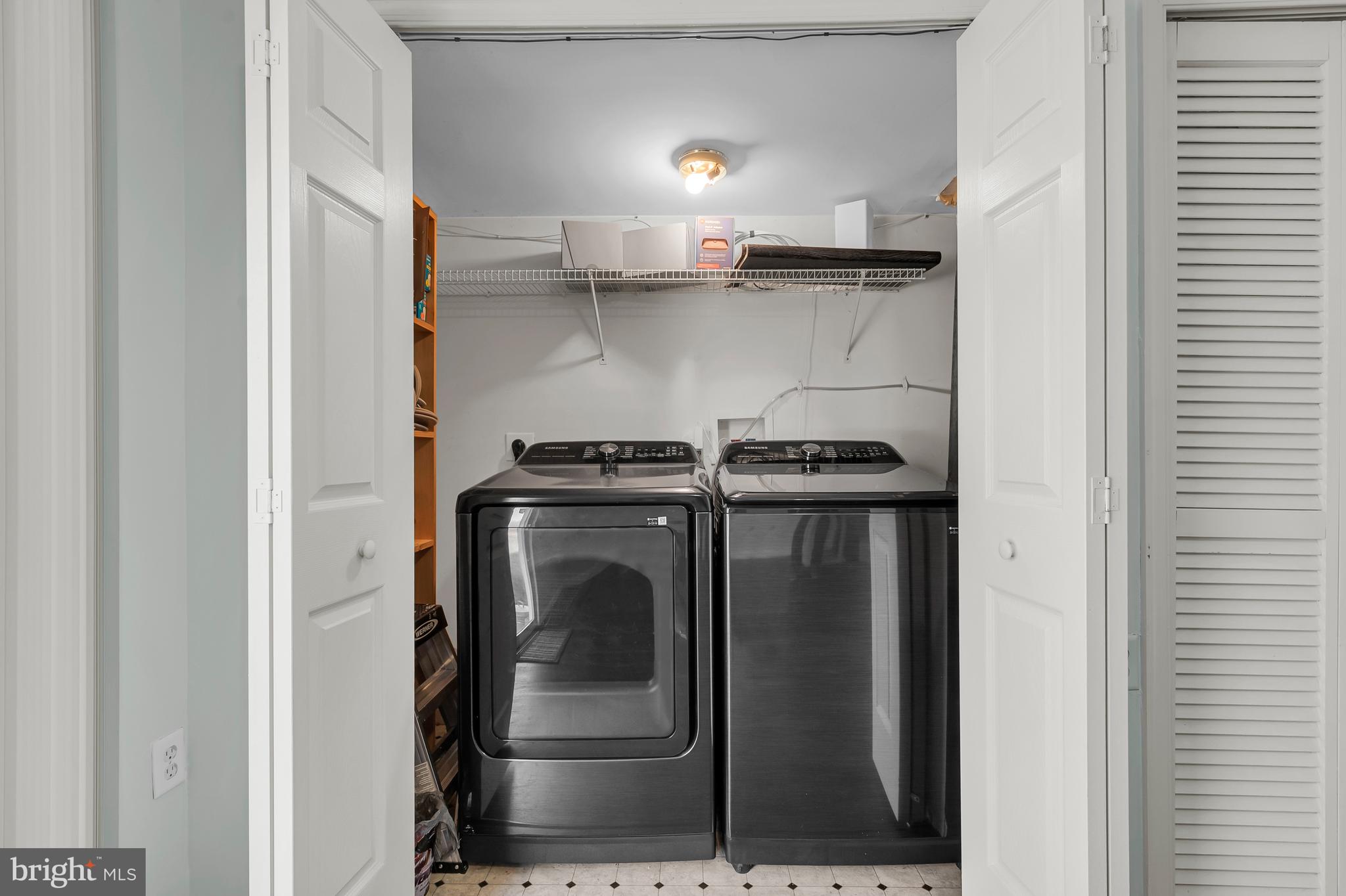 43 Wicklow Road Bear, DE 19701 - Photo 10 of 37 a utility room with washer and dryer