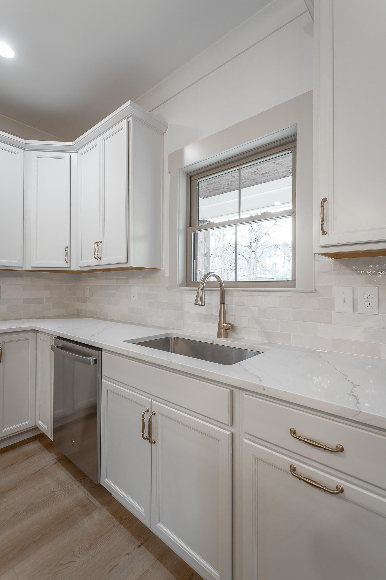 8406 Morin Road Chattanooga, TN 37421 - Photo 12 of 46 8406 Morin Road INT HD-17