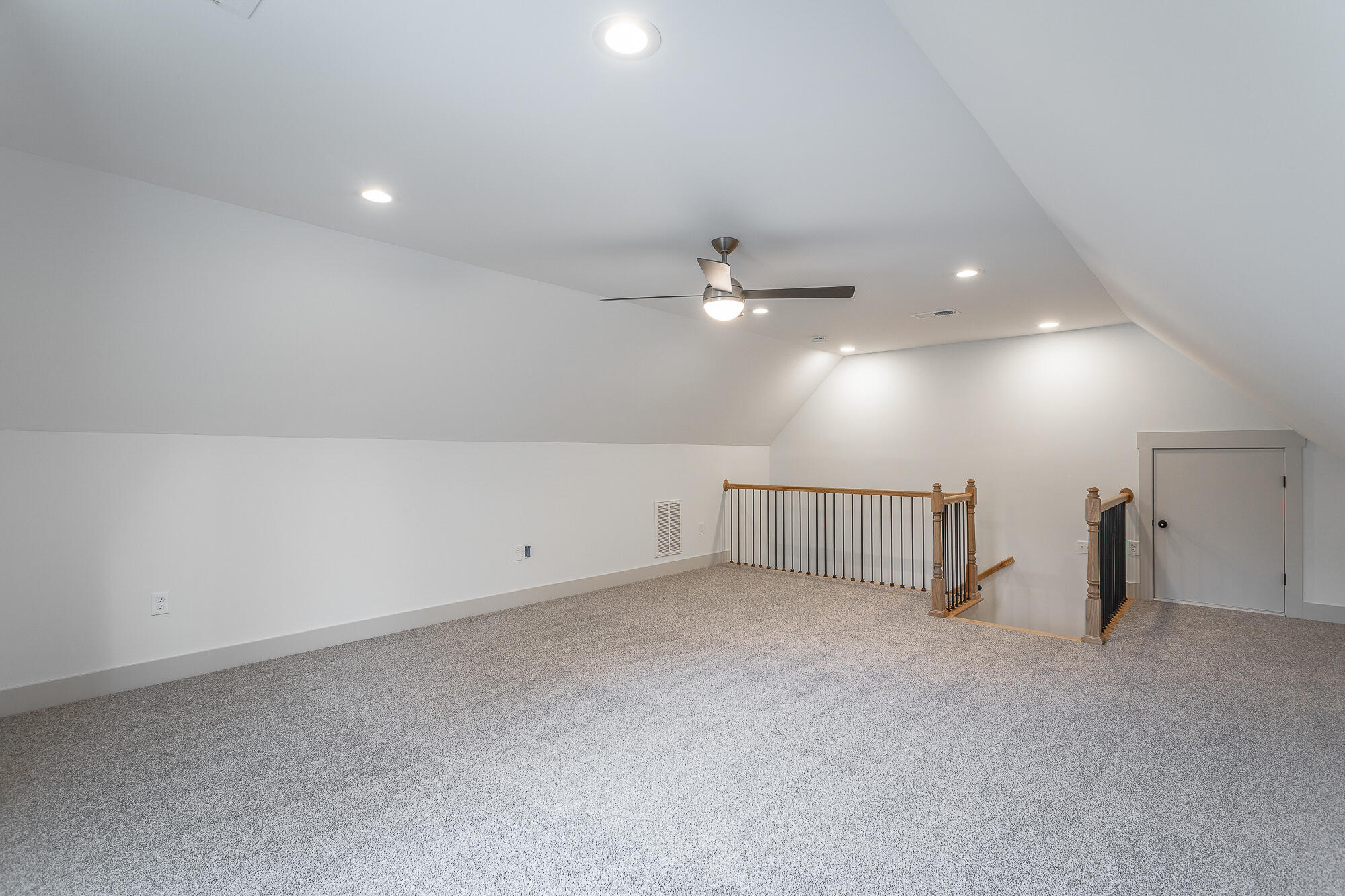 8406 Morin Road Chattanooga, TN 37421 - Photo 34 of 46 8406 Morin Road INT HD-35