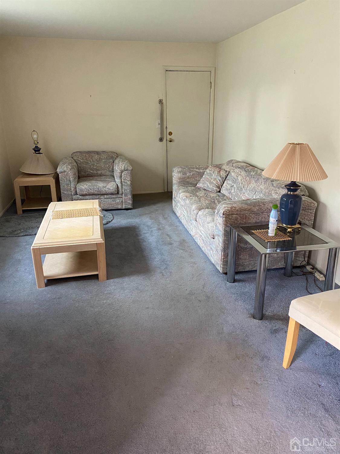 14 Gulf Road East Brunswick, NJ 08816 - Photo 4 of 15 Gallery Image 4