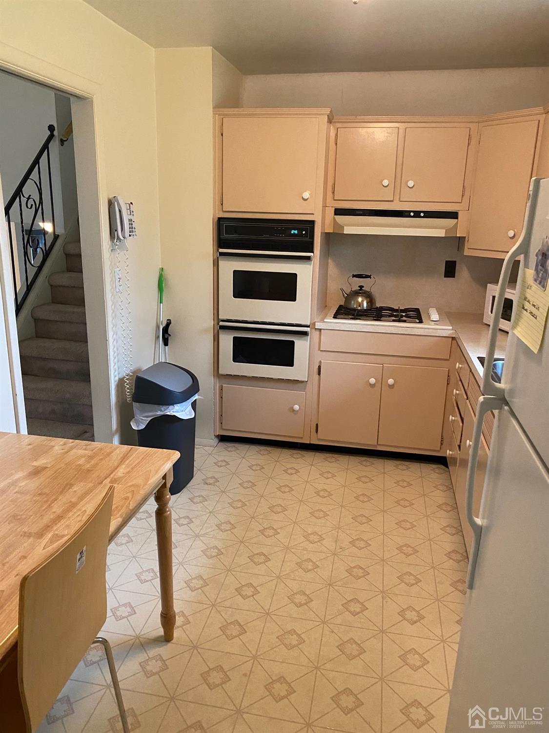 14 Gulf Road East Brunswick, NJ 08816 - Photo 7 of 15 Gallery Image 7