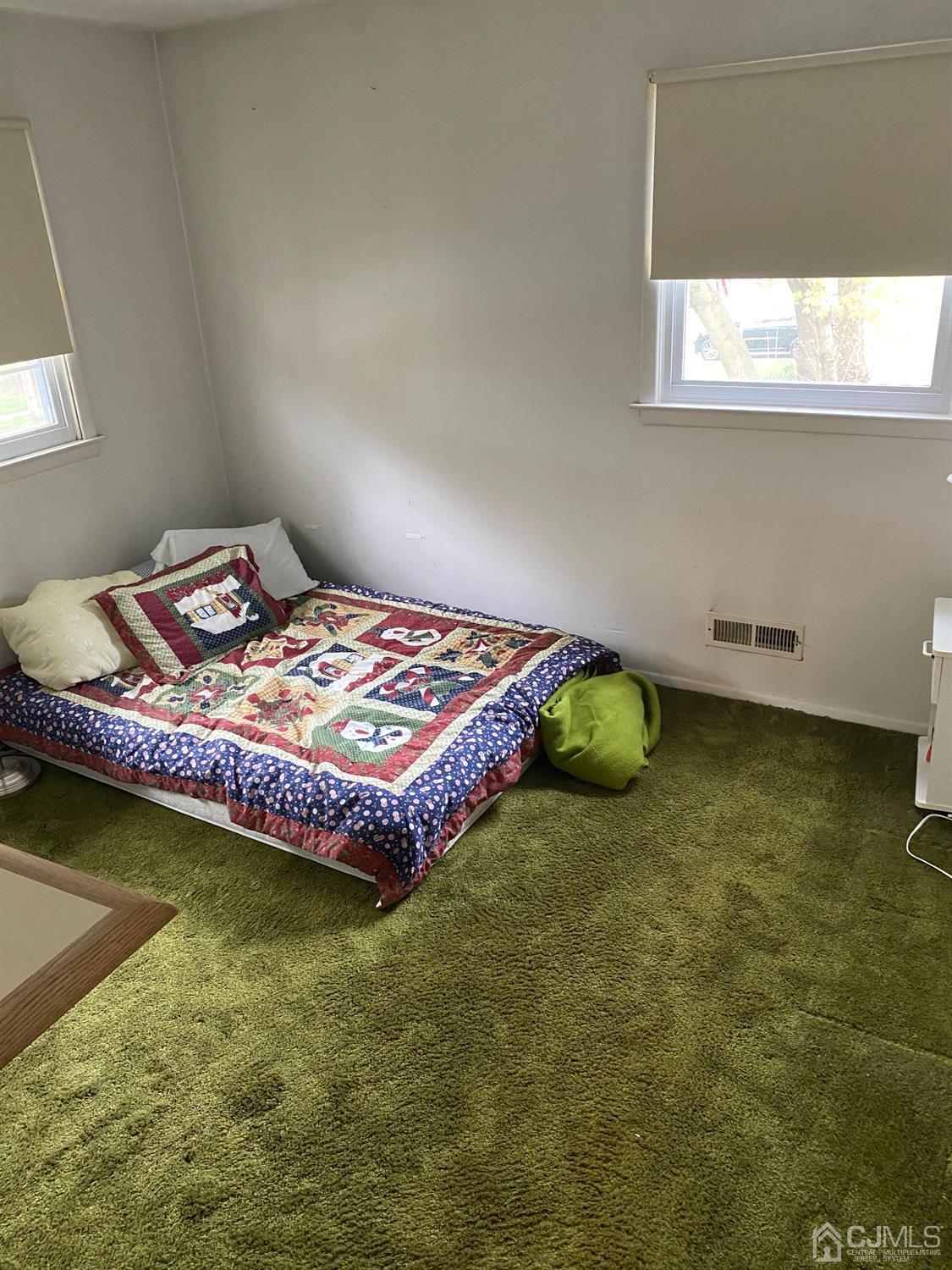 14 Gulf Road East Brunswick, NJ 08816 - Photo 10 of 15 Gallery Image 10