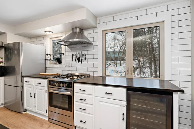 $315,000 | 521 Willard Street West, Stillwater, MN 55082