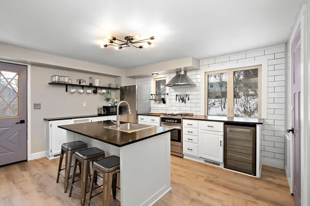 $315,000 | 521 Willard Street West, Stillwater, MN 55082