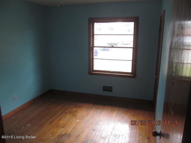 3418 Fern Lea Road Louisville, KY 40216 - Photo 8 of 18 Photo Feb 25, 11 26 30 AM