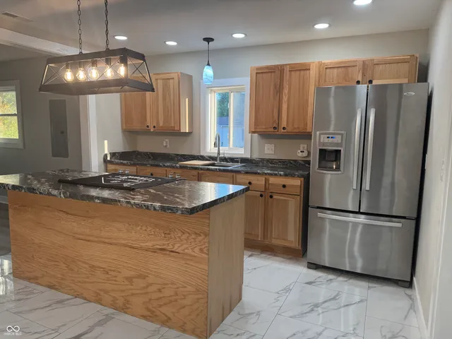 $199,900 | 1001 North 14th Street, Elwood, IN 46036