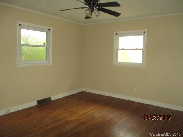 712 Neal Hawkins Road Gastonia, NC 28054 - Photo 5 of 15 Gallery Image 5