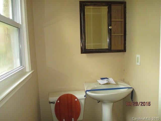 712 Neal Hawkins Road Gastonia, NC 28054 - Photo 10 of 15 Gallery Image 10