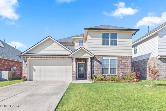 $250,000 | 107 Merrydale Lane, Rayne, LA 70578