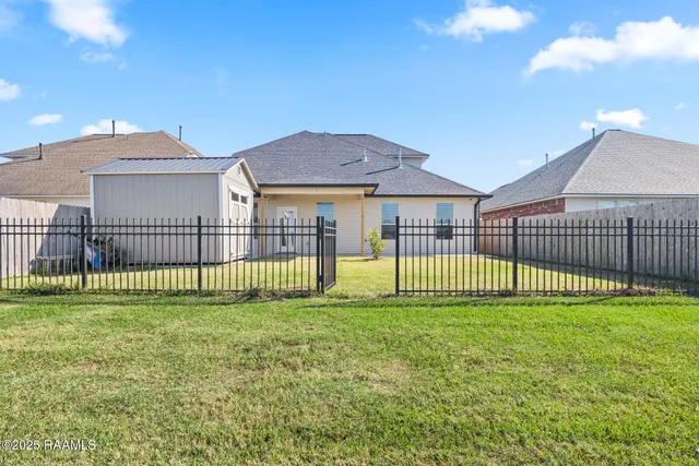 $250,000 | 107 Merrydale Lane, Rayne, LA 70578