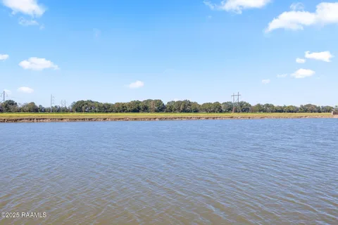 $250,000 | 107 Merrydale Lane, Rayne, LA 70578