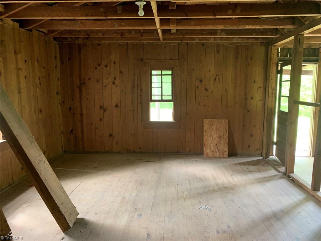 1106 Neal Road Walnut Cove, NC 27052 - Photo 21 of 27 Gallery Image 21
