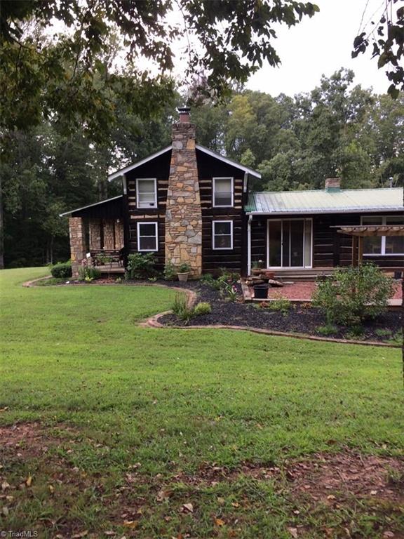 1106 Neal Road Walnut Cove, NC 27052 - Photo 5 of 27 Gallery Image 5