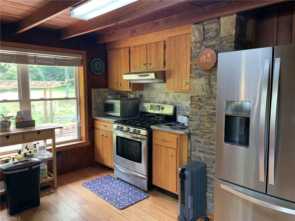1106 Neal Road Walnut Cove, NC 27052 - Photo 9 of 27 Gallery Image 9