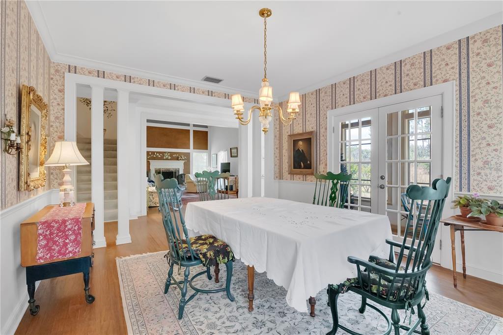 2105 Clubhouse Road Lakeland, FL 33813 - Photo 3 of 86