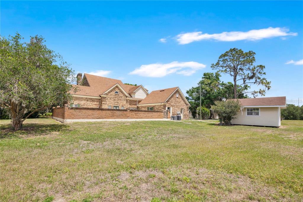 2105 Clubhouse Road Lakeland, FL 33813 - Photo 33 of 86