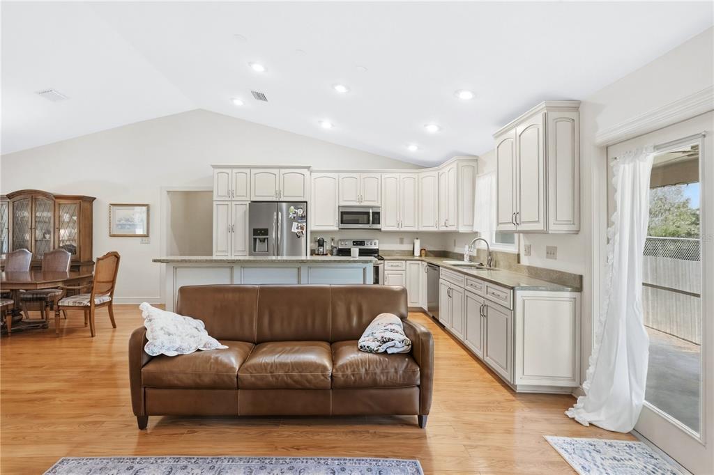 2105 Clubhouse Road Lakeland, FL 33813 - Photo 50 of 86